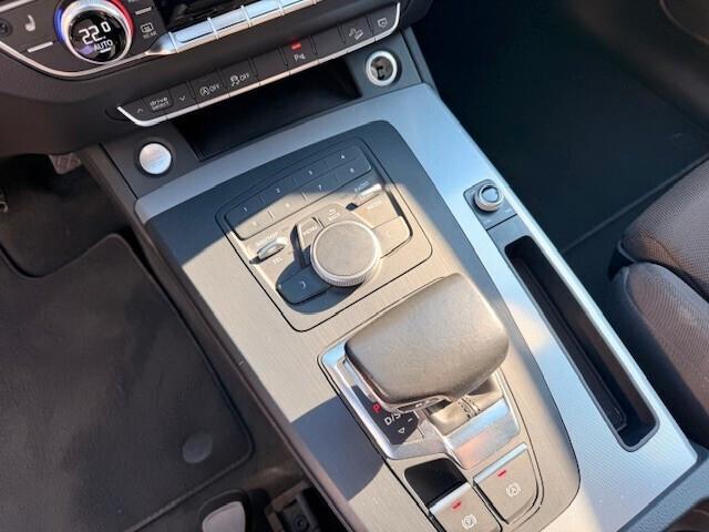 Audi Q5 2.0 TDI 190 CV quattro S tronic Business Sport