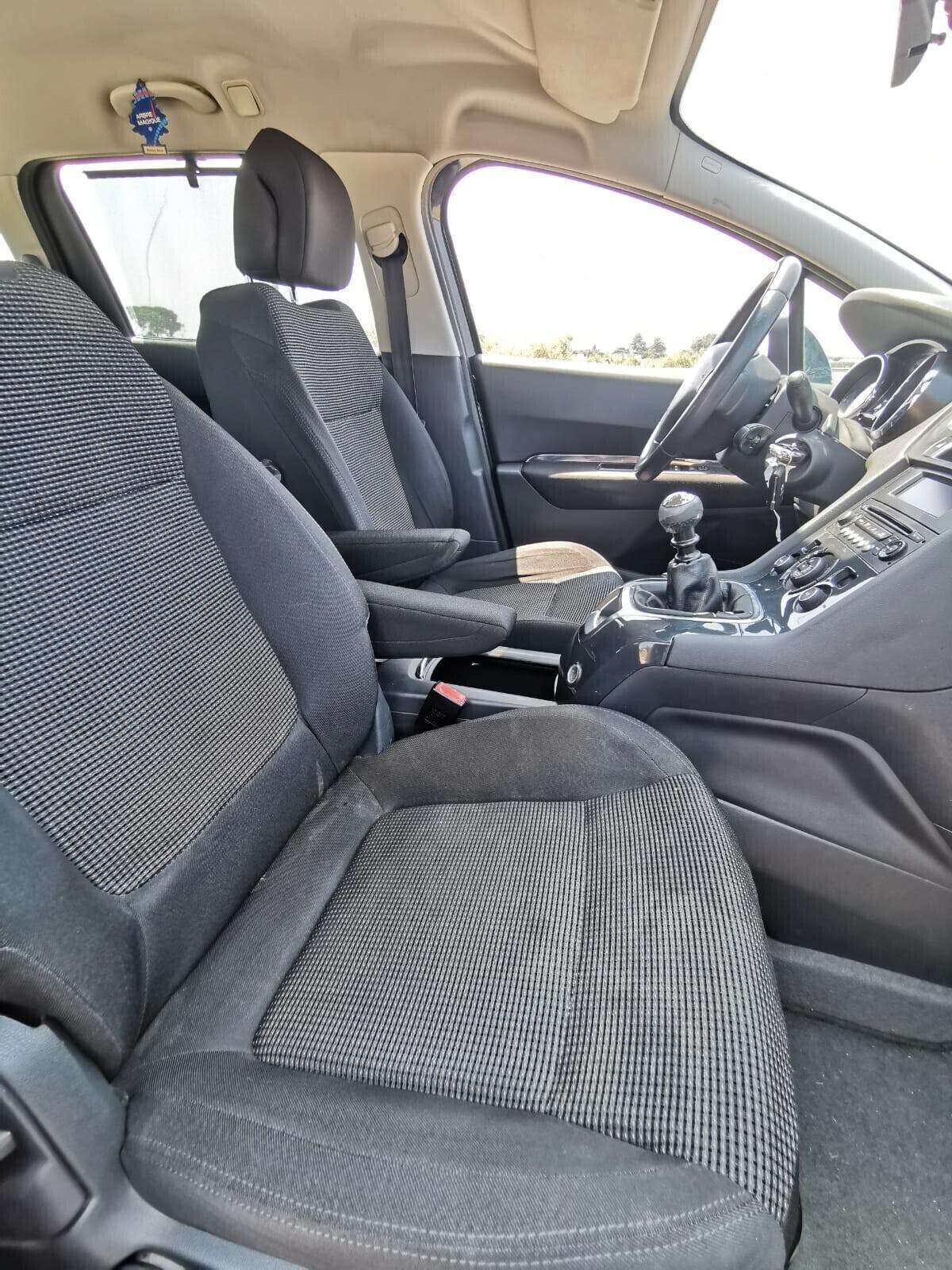 Peugeot 5008 2.0 HDi 150CV Active 2013