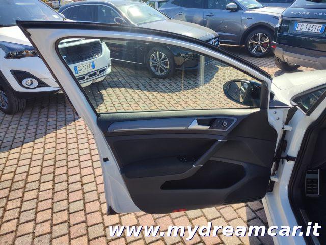 VOLKSWAGEN Golf 1.4 TSI 5p. R-line