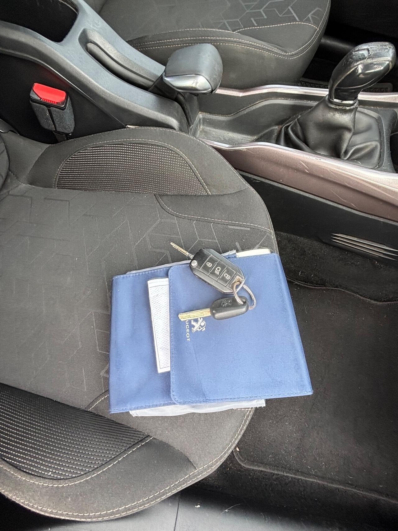 Peugeot 2008 PureTech 82 ETG5 S&S Allure