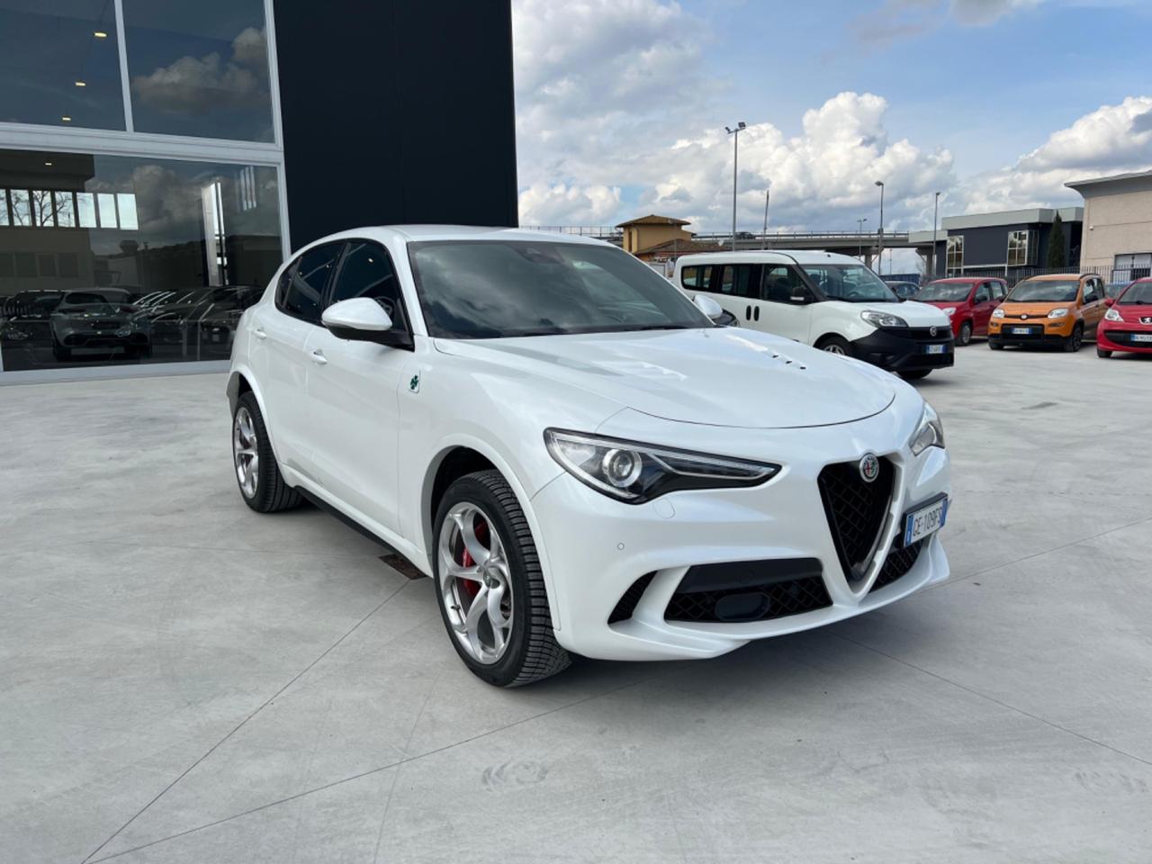 Alfa Romeo Stelvio 2.9 Bi-Turbo V6 510 CV AT8 Quadrifoglio