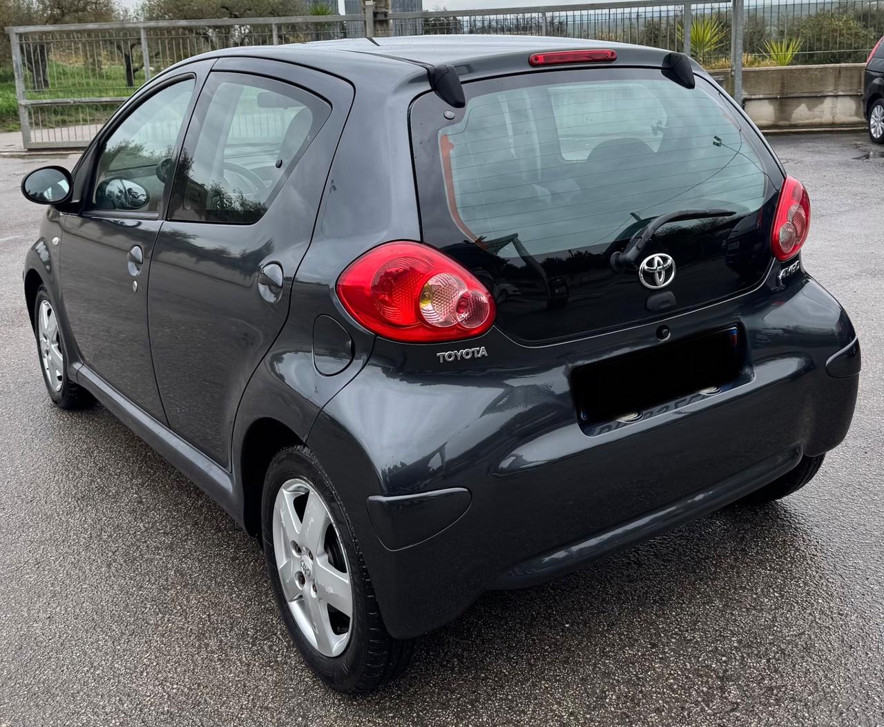 Toyota Aygo 1.0 12V VVT-i 5 porte