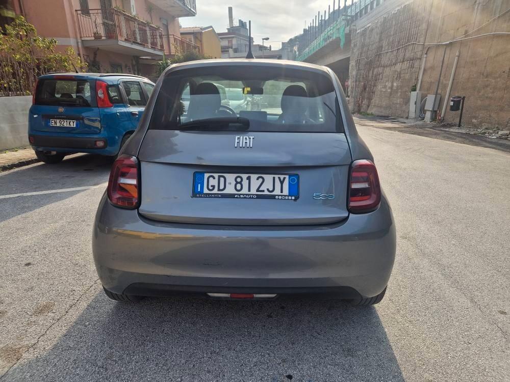 Fiat 500 La Prima 3 1 42 kWh