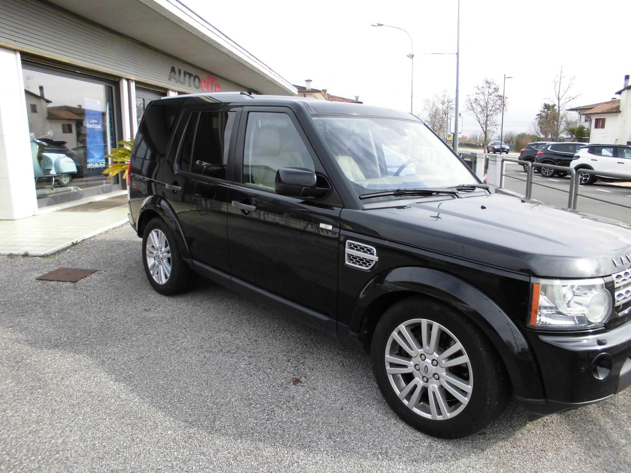 Land Rover Discovery 4 3.0 SDV6 245CV HSE
