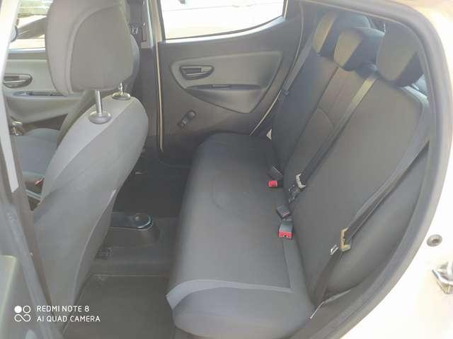 Lancia Ypsilon Ypsilon III 1.2 Silver ecochic Gpl 69cv