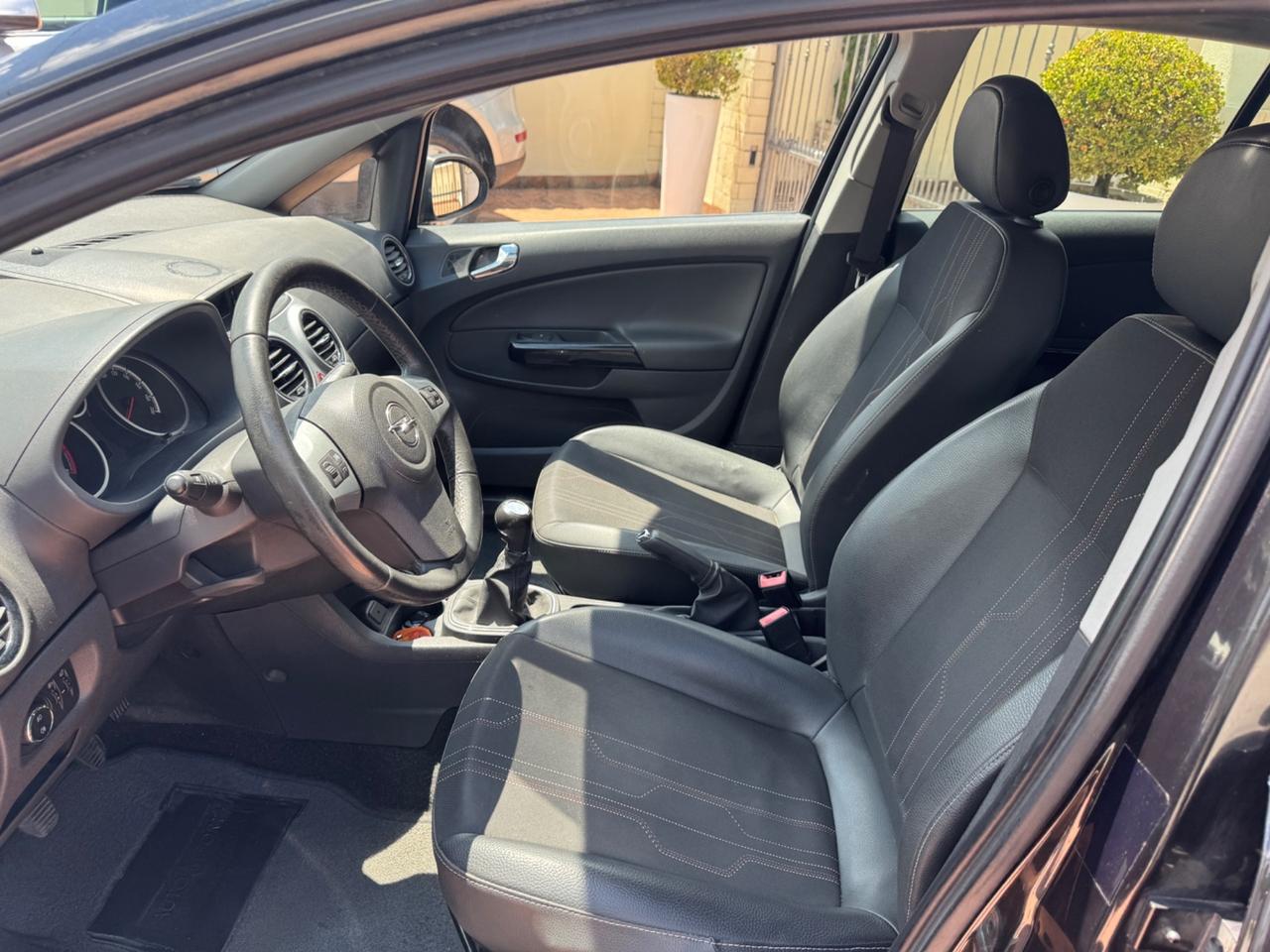 Opel Corsa 1.2 85CV GPL consegna tutta Italia
