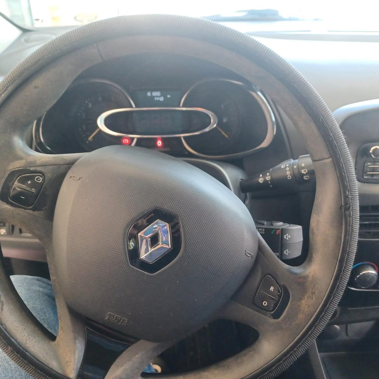 161288KM CLIO 1.5 DCI PER NEOPATENTATI OTTIMA