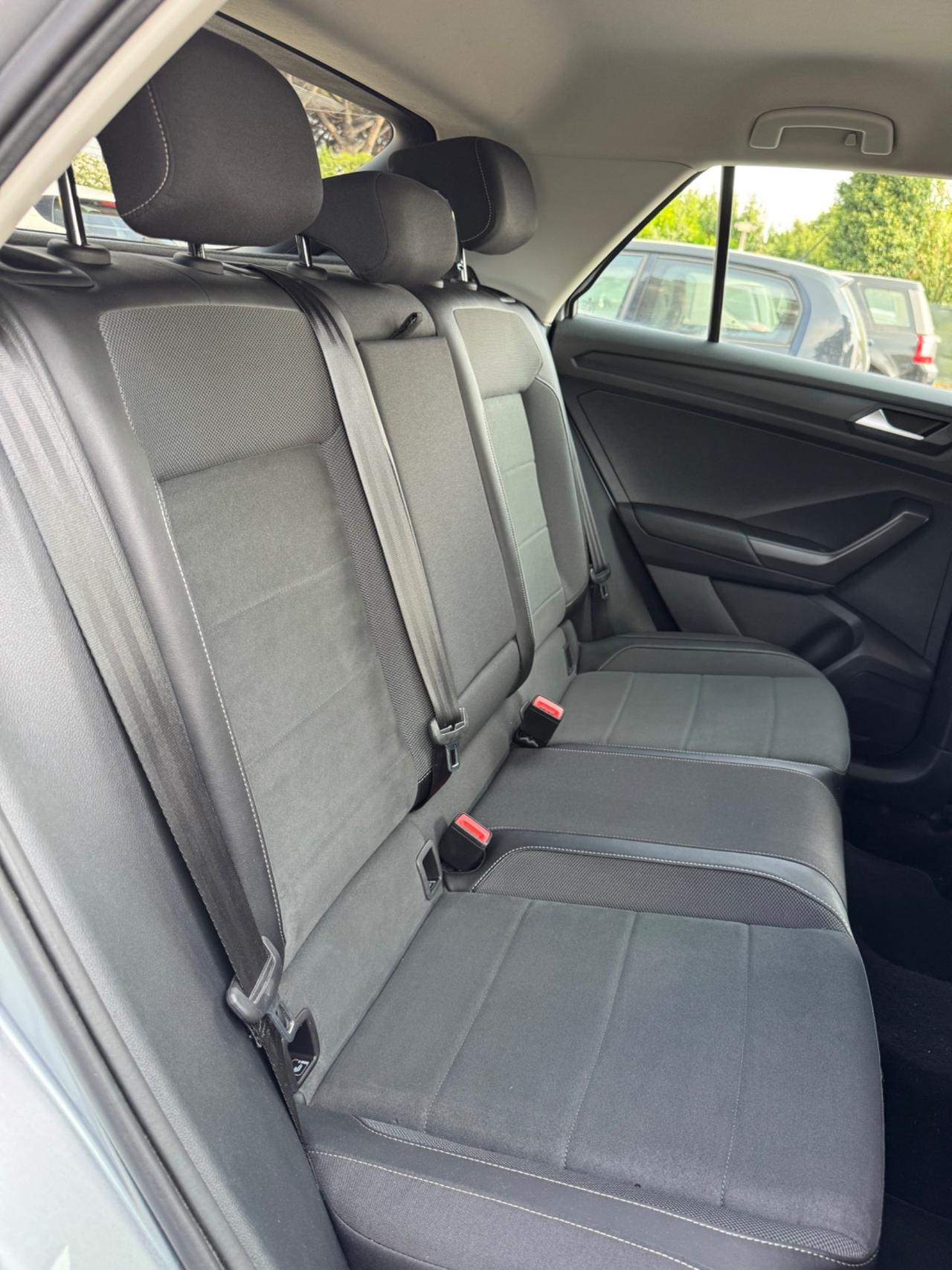 Volkswagen T-Roc 1.0 TSI R-Line