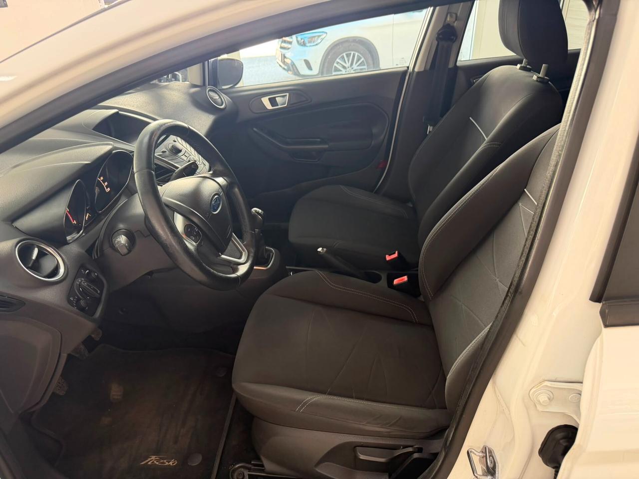 Ford Fiesta 1.5 TDCi 75CV 5 porte