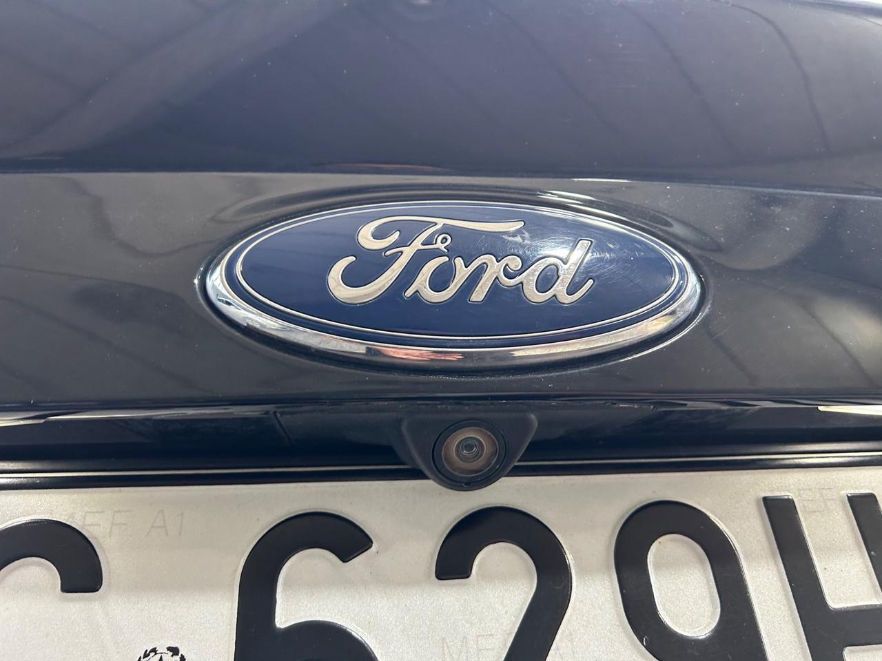 Ford Kuga 2.0 TDCI 150 CV S&S 4WD Powershift Titanium X