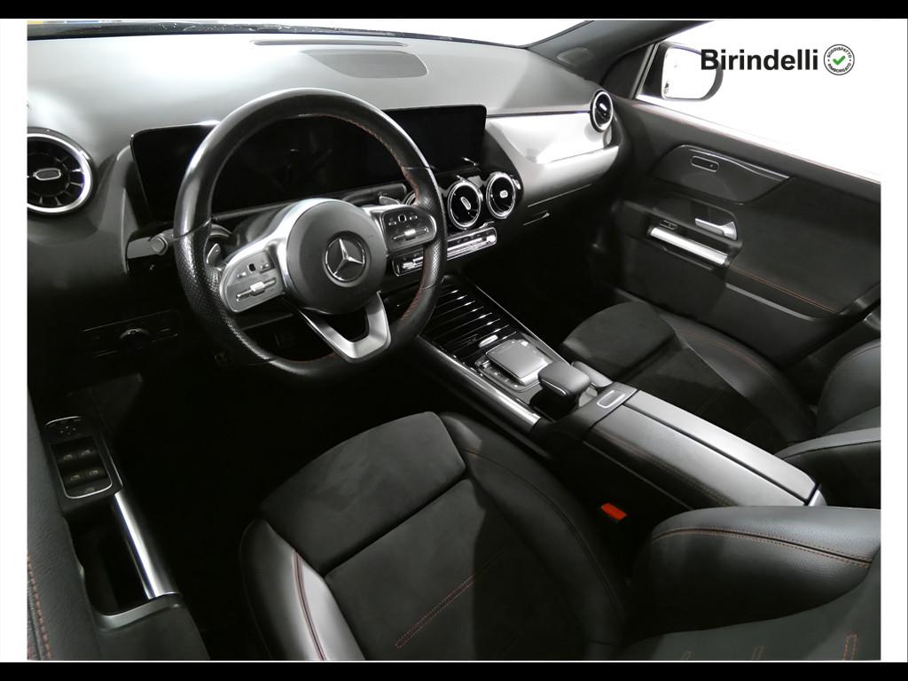 Mercedes-Benz GLA (H247) - GLA 200 d Automatic Premium