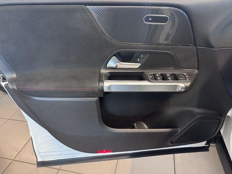 Mercedes-Benz GLB GLB 200 d Automatic Premium