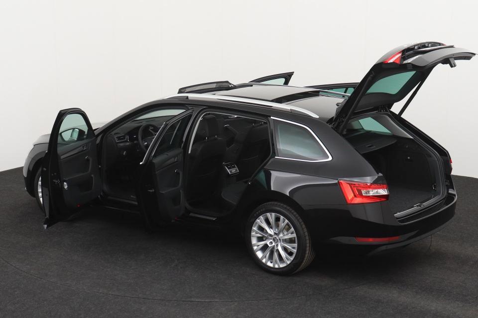 Skoda Superb iV Wagon Superb Wagon iV 1.4 tsi phev Style dsg