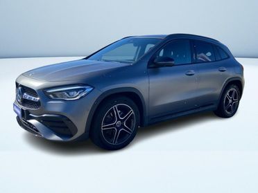 Mercedes GLA 220 220 D Premium 4Matic 8G-DCT