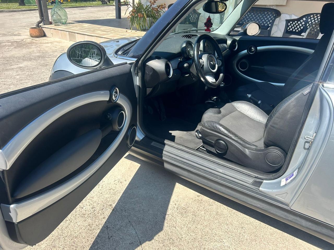 Mini 1.6 16V Cooper D