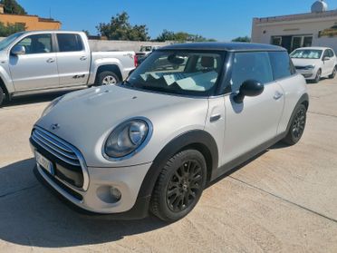 Mini Cooper Mini 1.5 Automatica