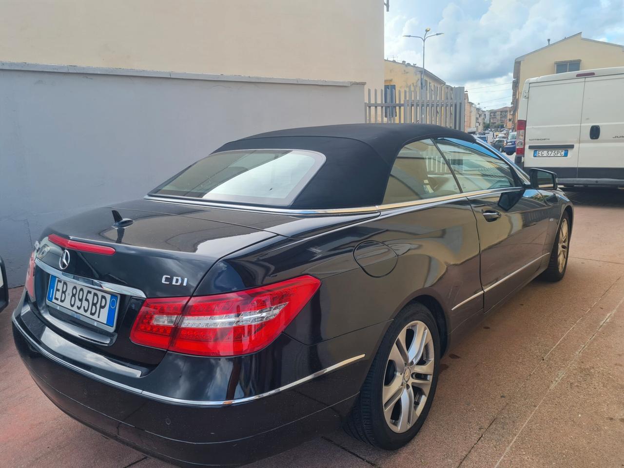 Mercedes-benz E 260 E 250 CDI Cabrio BlueEFFICIENCY Executive