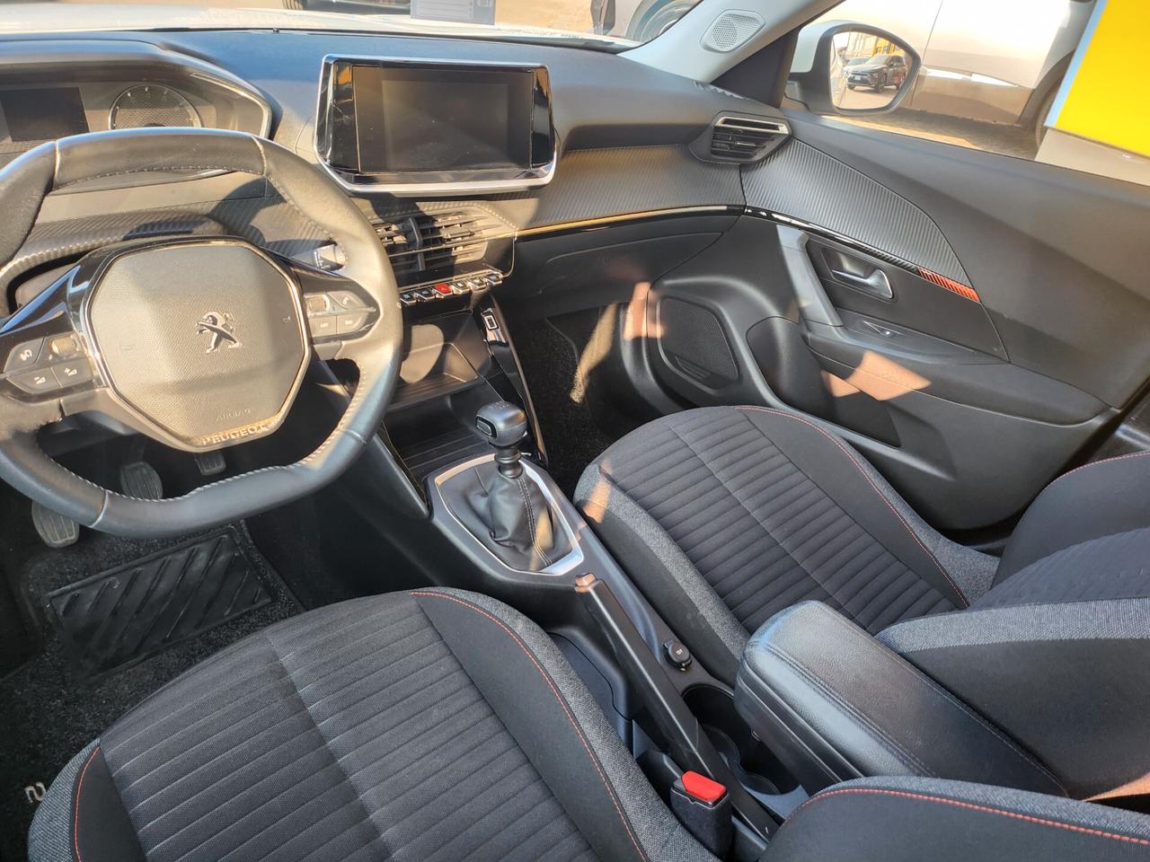 Peugeot 2008 BlueHDi 110 S&S Allure Pack