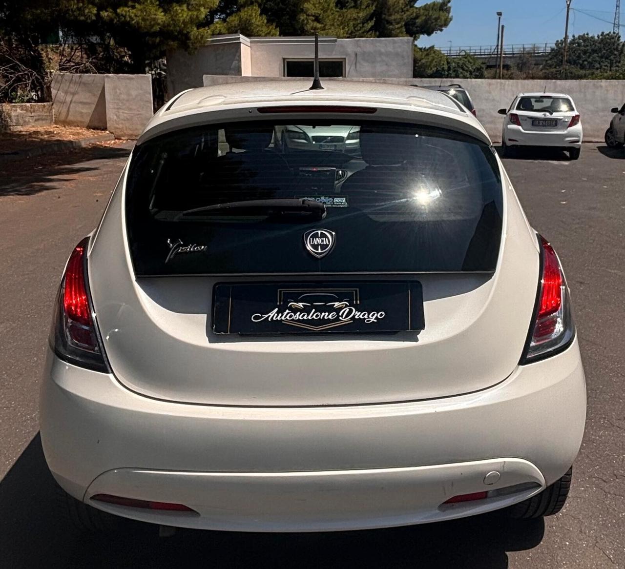 Lancia Ypsilon 1.2 69 CV 5 porte GPL Ecochic Silver