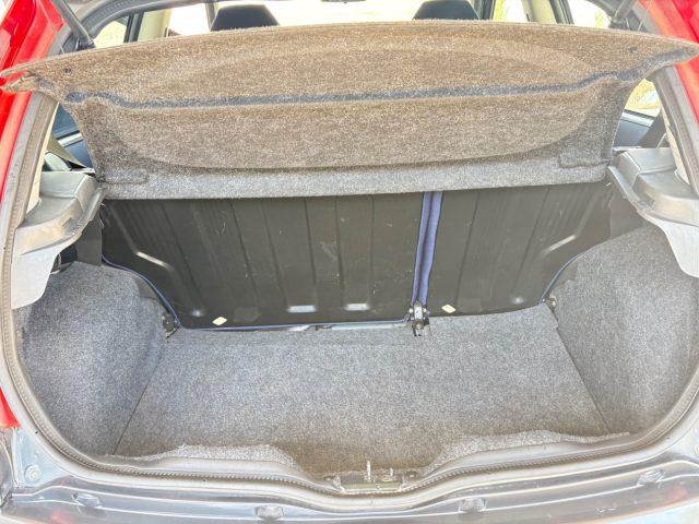 FIAT Punto 1.2i cat 3 porte EL POCHI CHILOMETRI OK NEOPATENTA