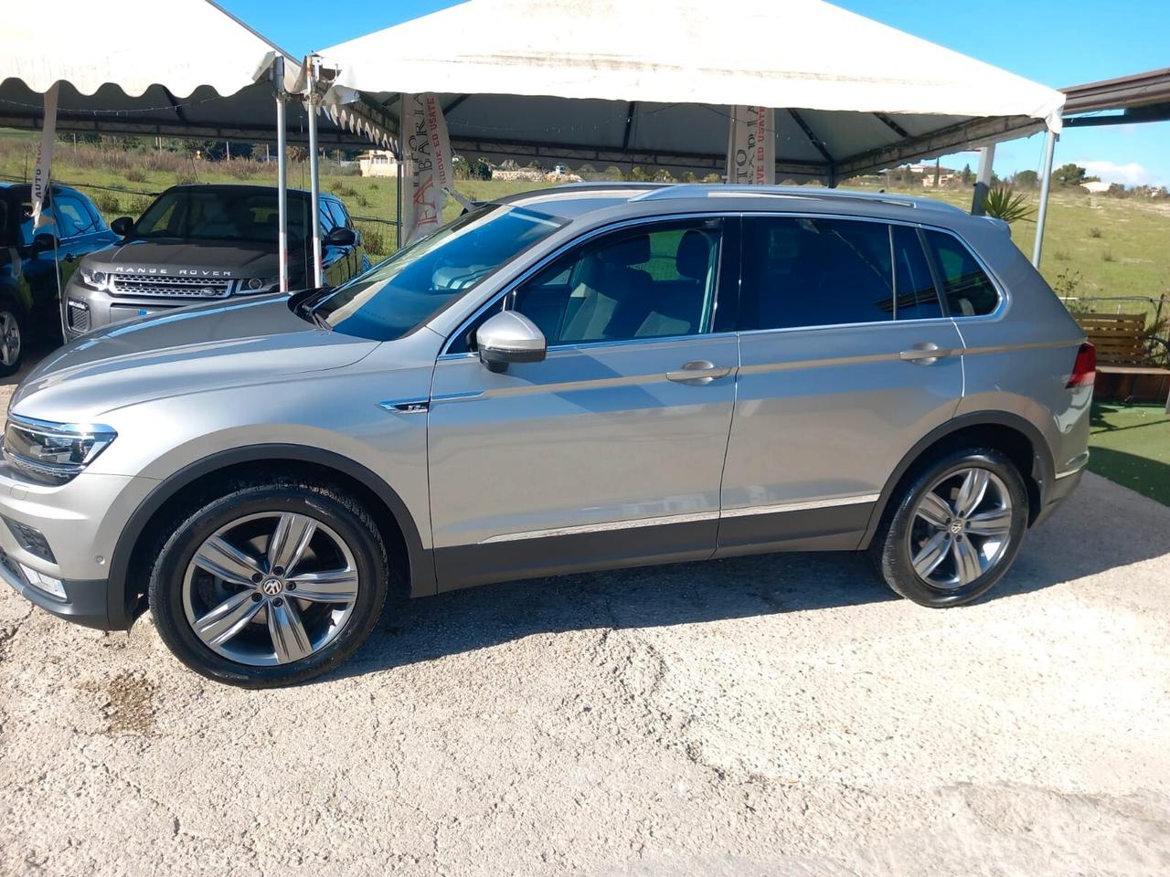 Volkswagen Tiguan 2.0 BiTDI SCR DSG 4MOTION Executive R-Line BMT