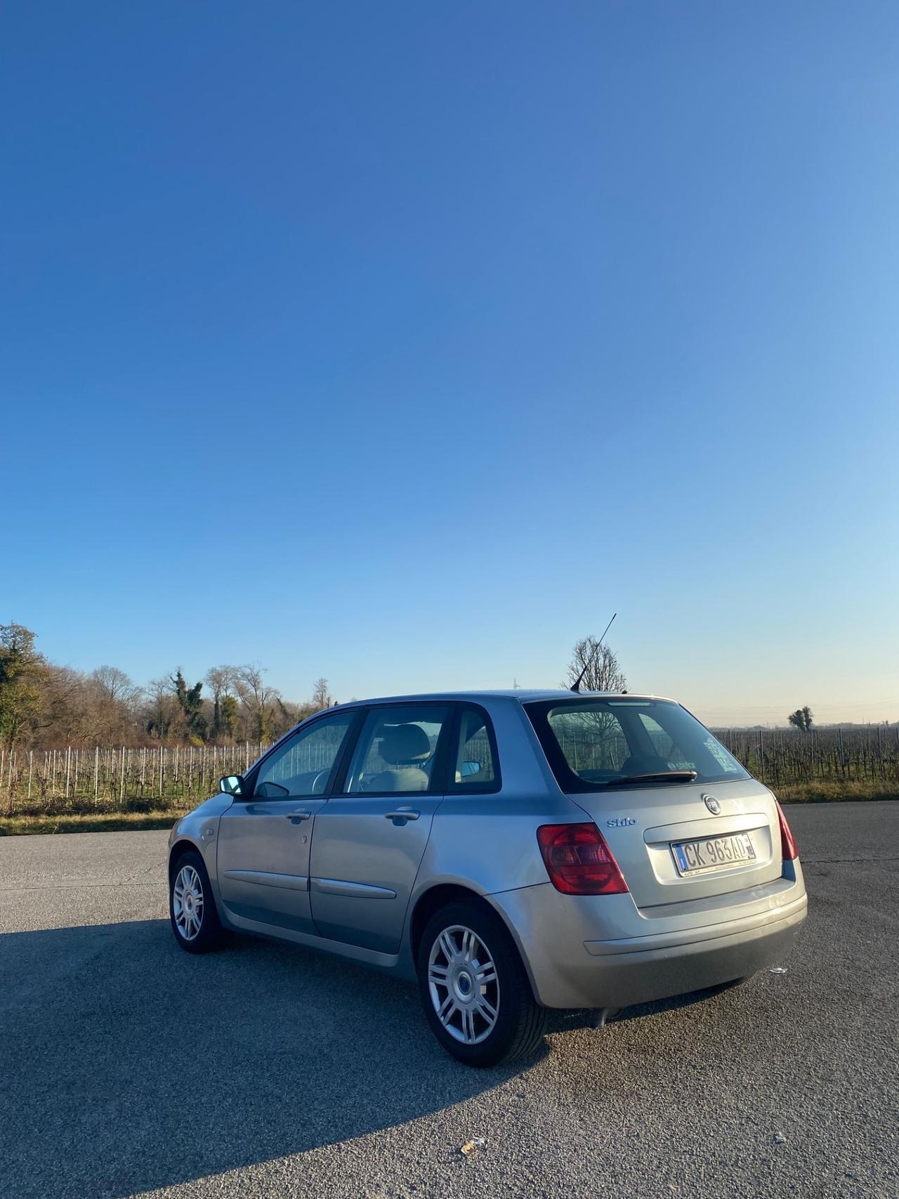 Fiat Stilo 1.8i 16V 5 porte Dynamic