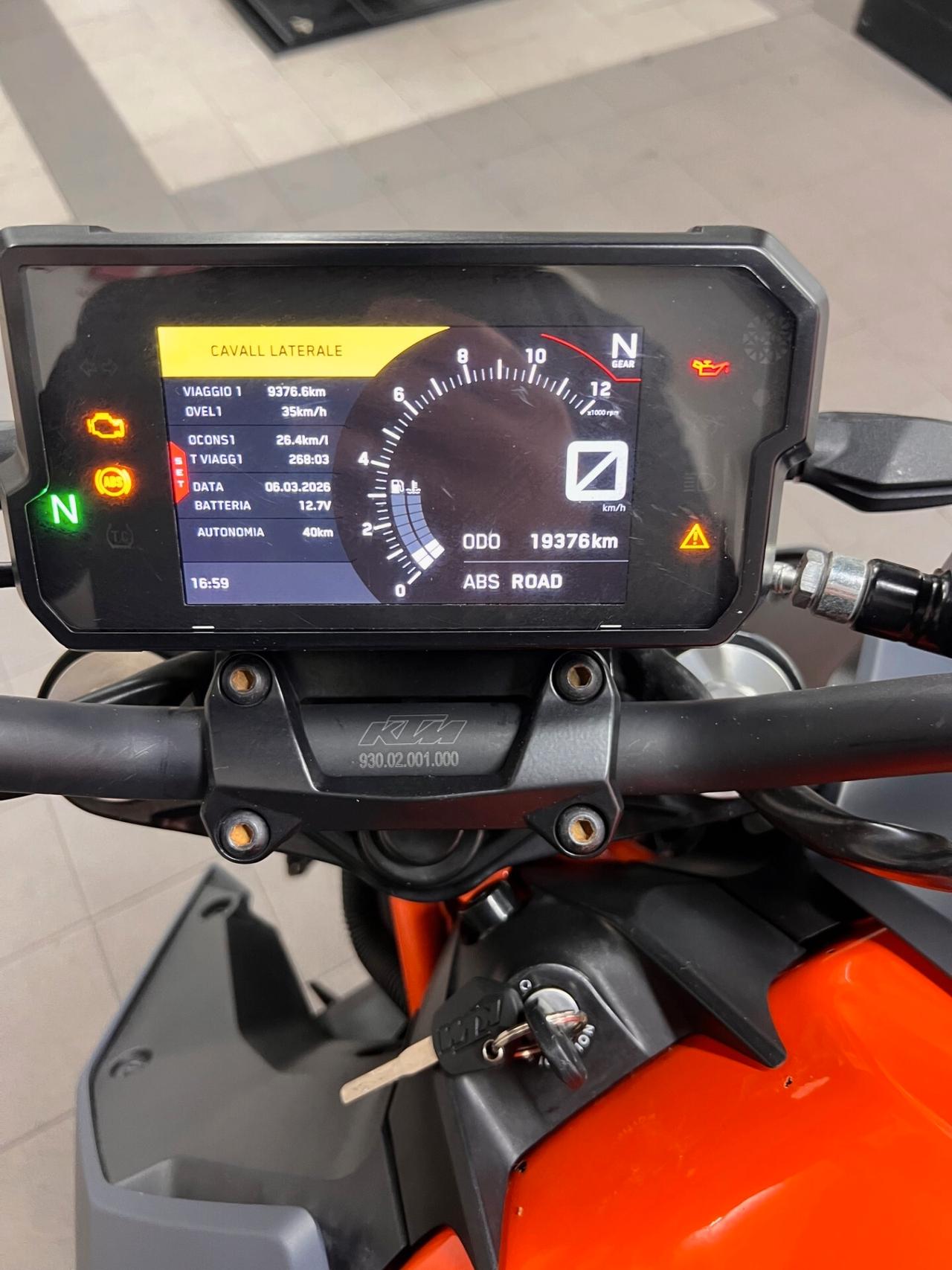 Ktm 390 Duke black orange