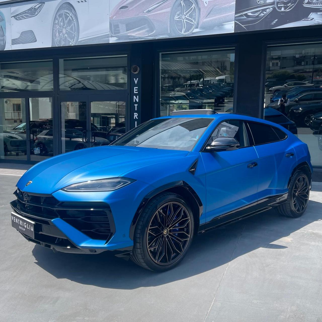 Lamborghini Urus 4.0 SE 2.000KM