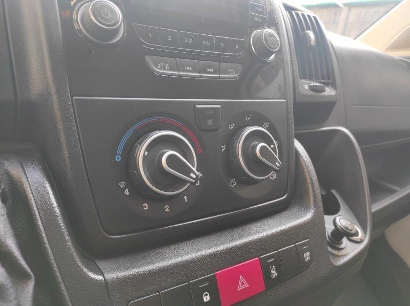 PEUGEOT Boxer (3ª serie) - Boxer 335 2.0 BlueHDi 160CV PLM 3p. Furgonato