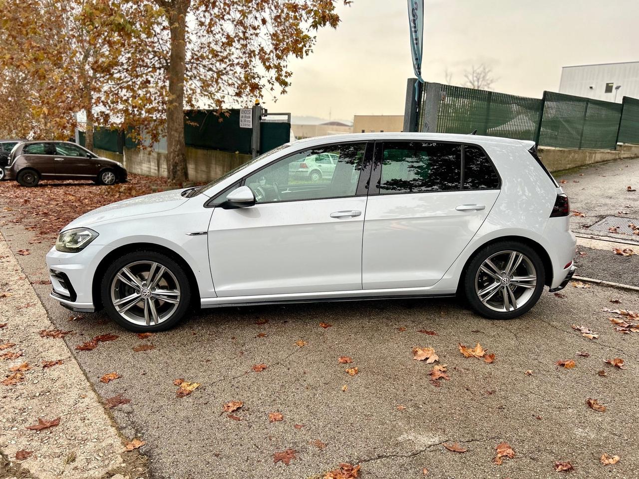 Volkswagen Golf 1.6 TDI 115 CV 5p. Highline BlueMotion Technology - Pack Rline