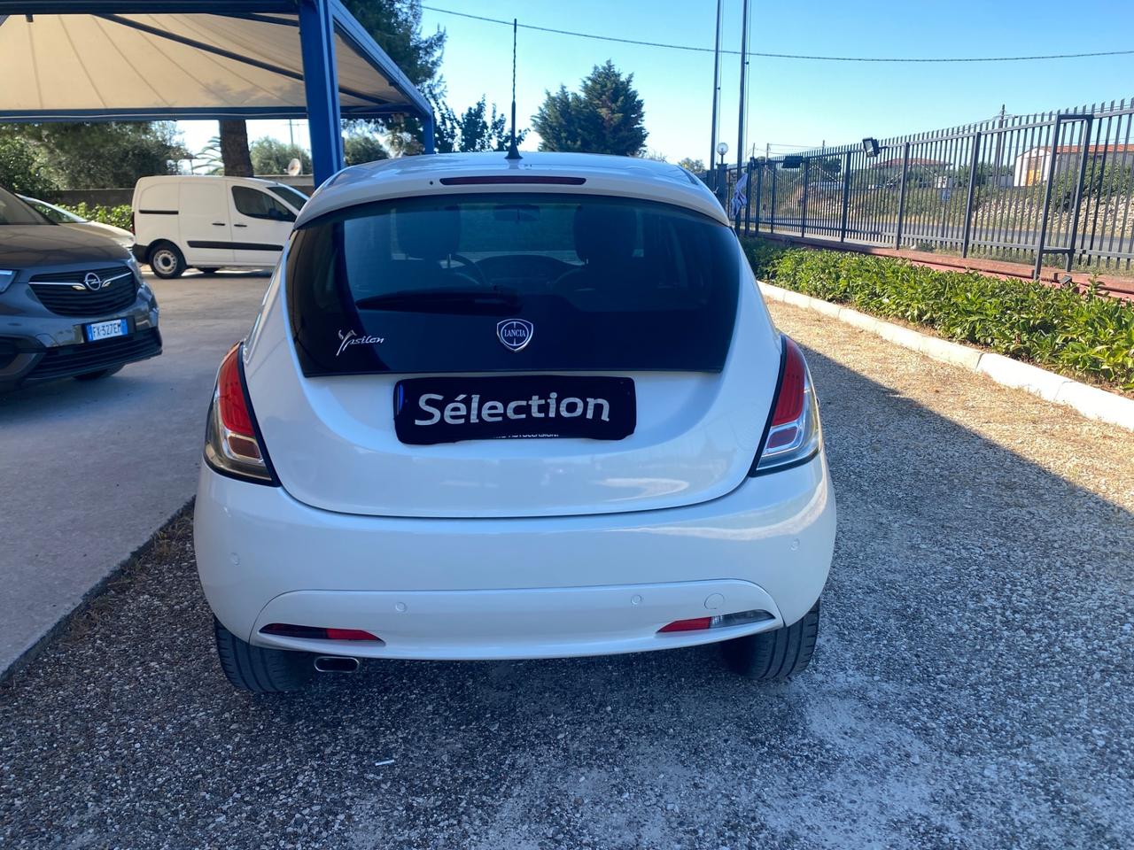 Lancia Ypsilon 1.2 69 CV 5 porte S&S Gold KM CERTIFICATI PER NEOPATENTATI