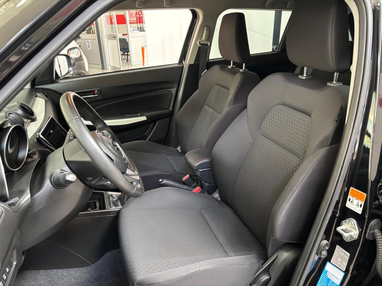 Suzuki Swift 1.2 Hybrid Top