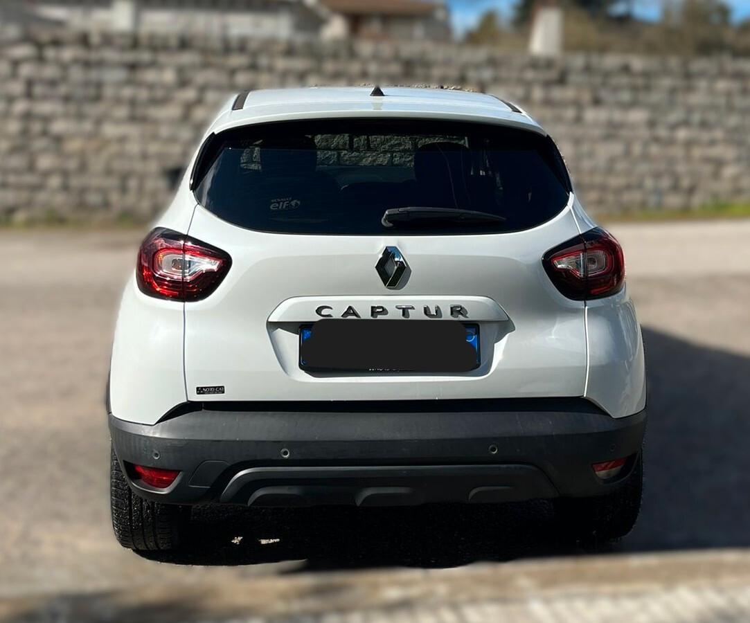 Renault Captur dCi 8V 110 CV Start&Stop Energy Initiale Paris