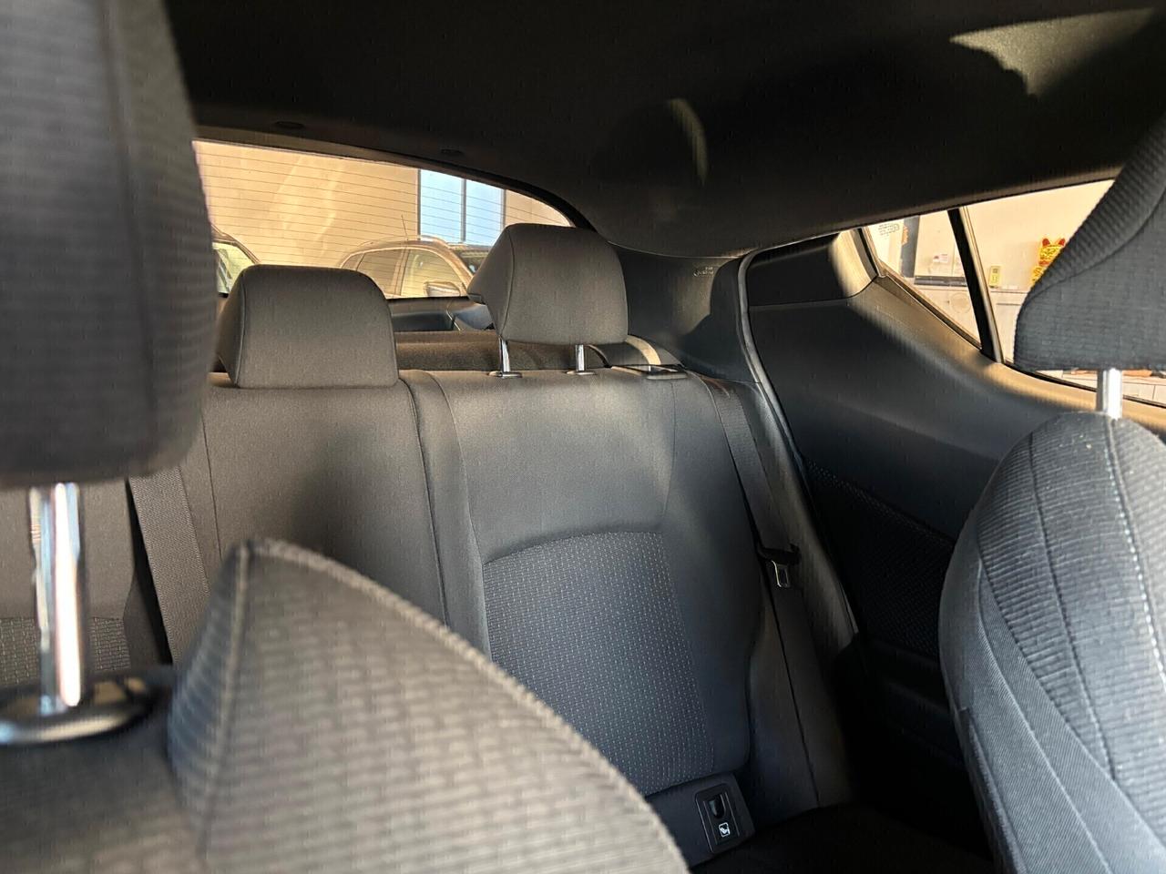 Toyota C-HR 1.8 Ibrida Cambio Automatico Neopatentati