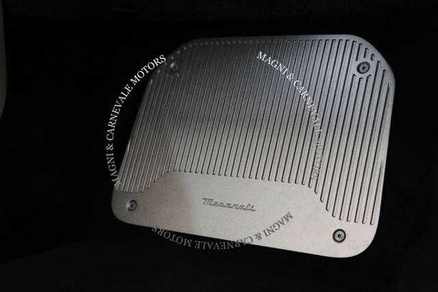 Maserati MC20 CIELO|SPECIAL PAINT|CARBOCERAMIC|LIFT|E-LSD|PPF