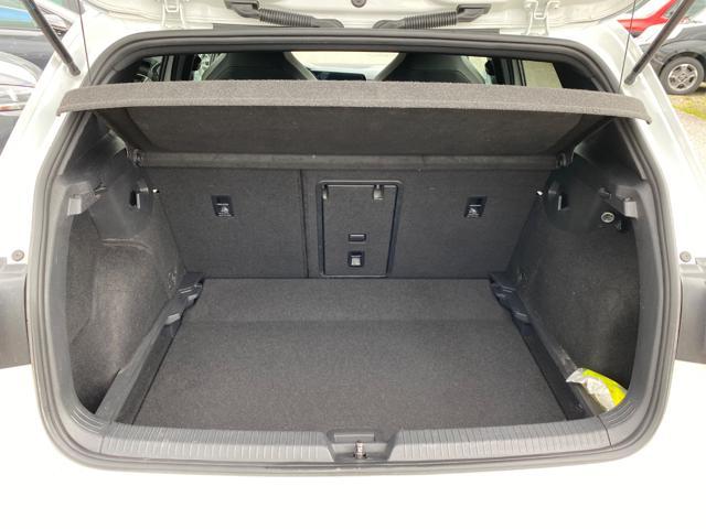 VOLKSWAGEN Golf 2.0 TDI 150 CV DSG SCR R-Line