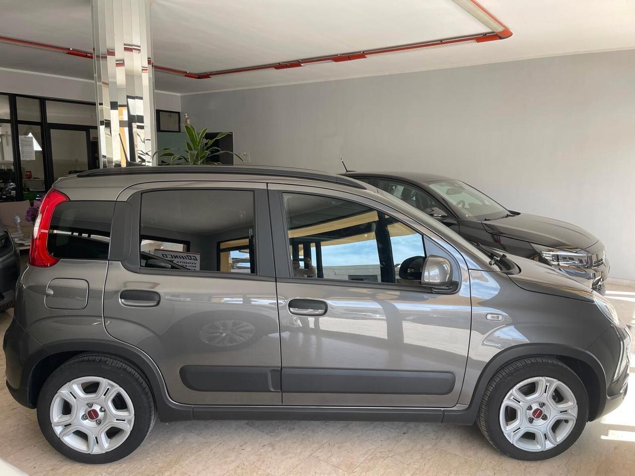 Fiat Panda 1.0 FireFly S&S Hybrid Pandina