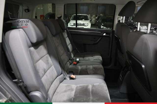 Volkswagen Touran 2.0 tdi Highline dsg