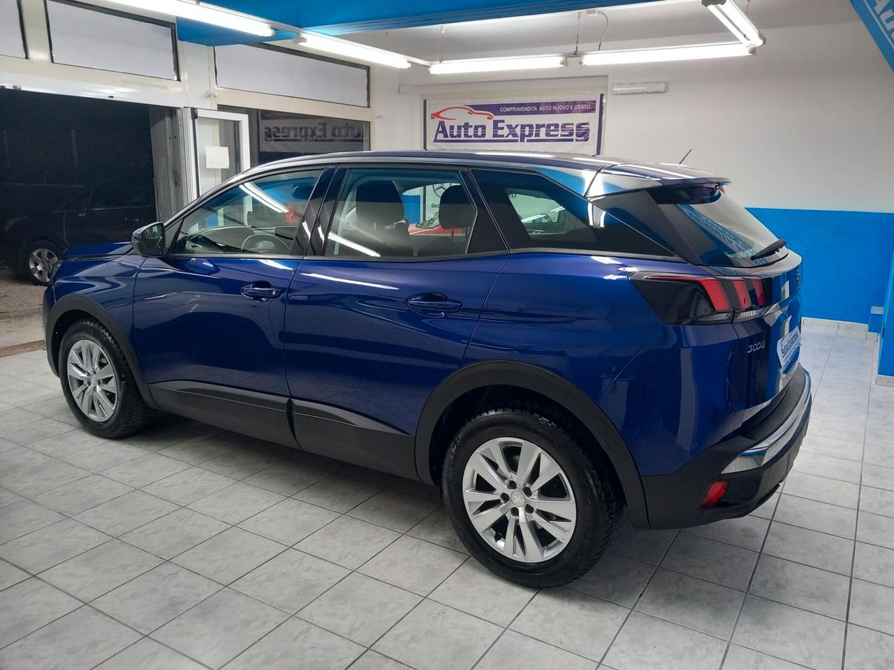 Peugeot 3008 anno 2020 automatica 1.5 diesel 154 mila km
