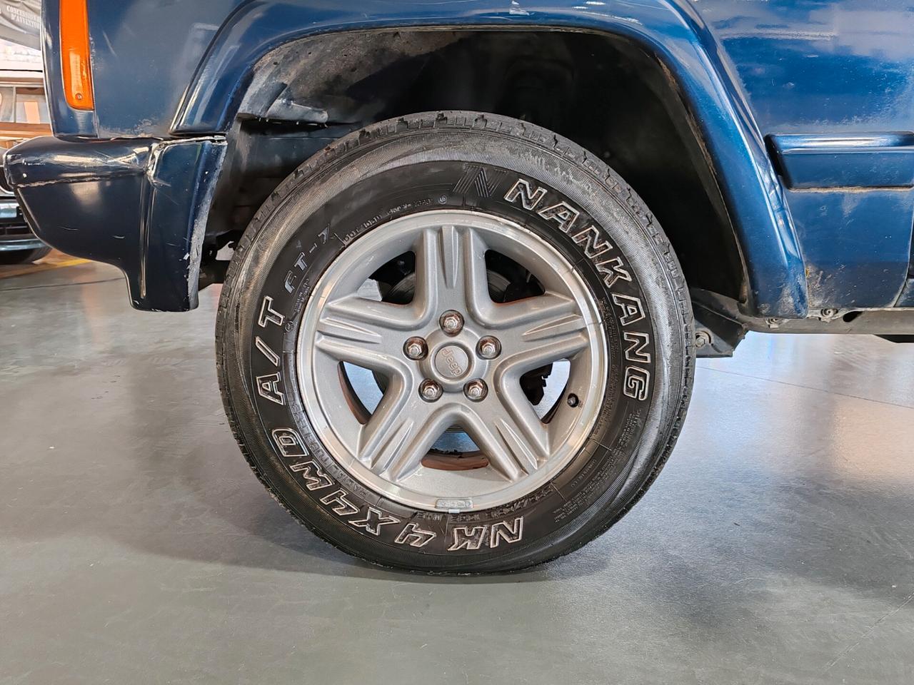 Jeep Cherokee 2.5 TD 5 porte Command-Trac Classic