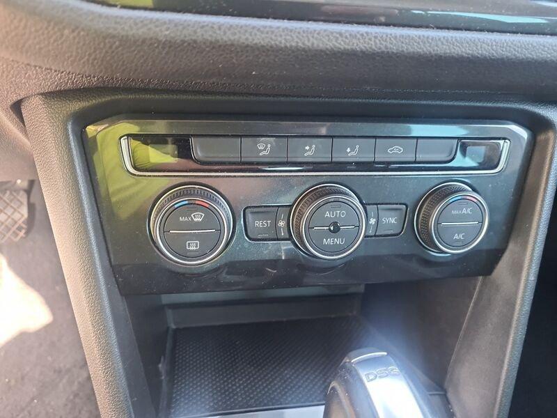 Volkswagen Tiguan Tiguan 2.0 TDI SCR DSG 4MOTION Business BMT