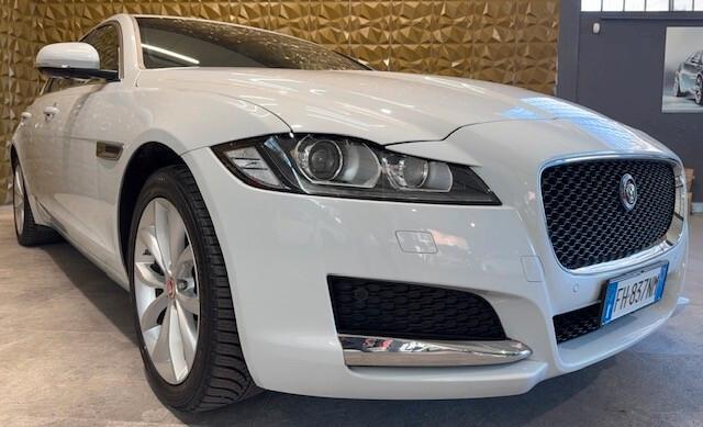 Jaguar XF 2.0 D 180 CV AWD aut. Prestige