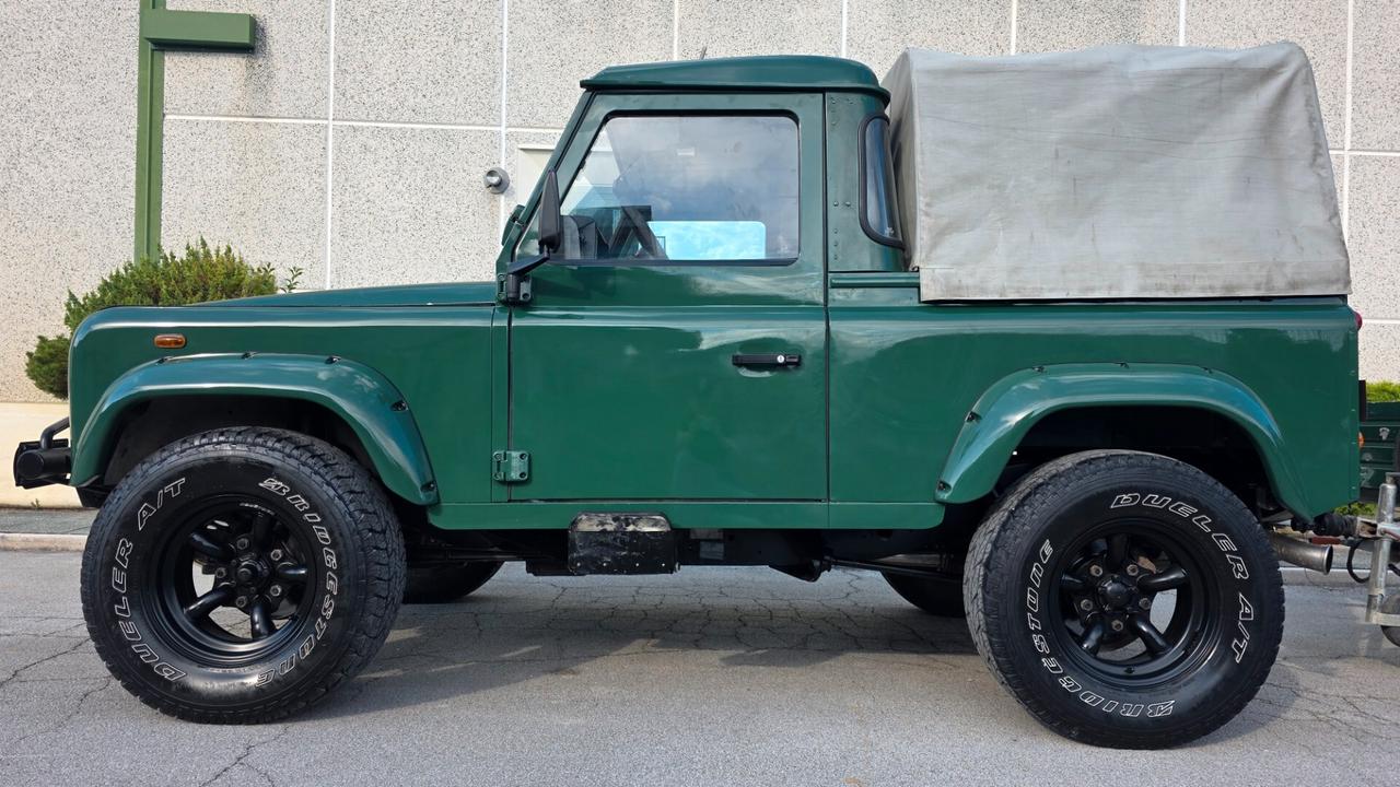 Land Rover Defender td5 pick up preparato omologato