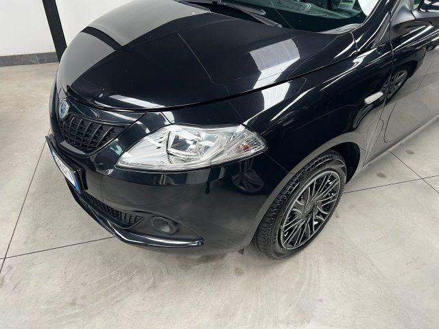 LANCIA Ypsilon 1.0 FireFly 70cv Hybrid Silver Plus