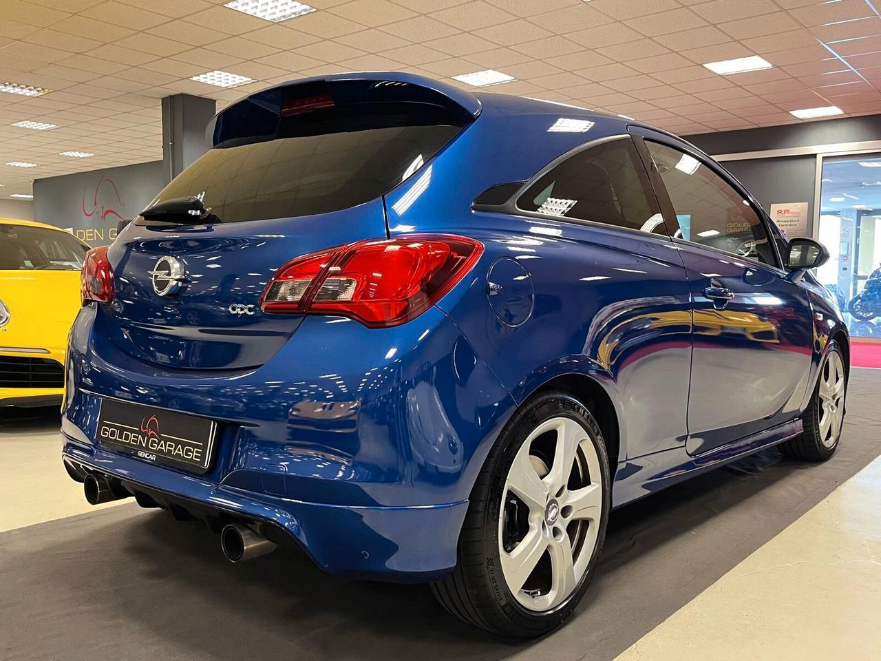 Opel Corsa 1.6 Turbo Coupé OPC