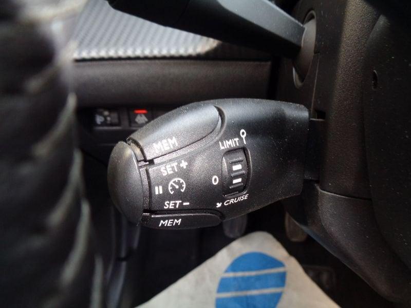 Peugeot 208 208 PureTech 100 Stop&Start 5 porte Allure