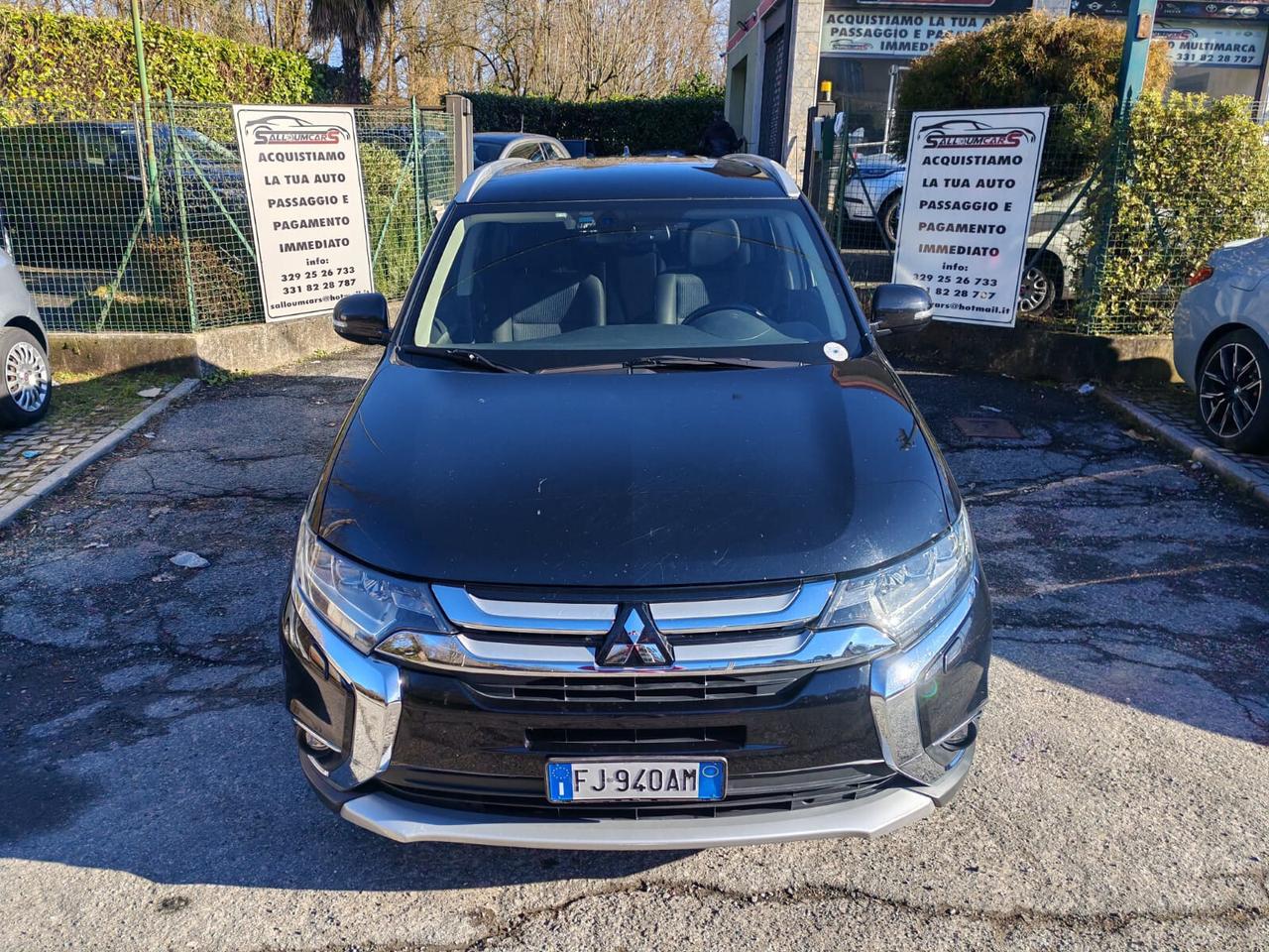 Mitsubishi Outlander 2.2 DI-D 4WD Intense 7 Posti