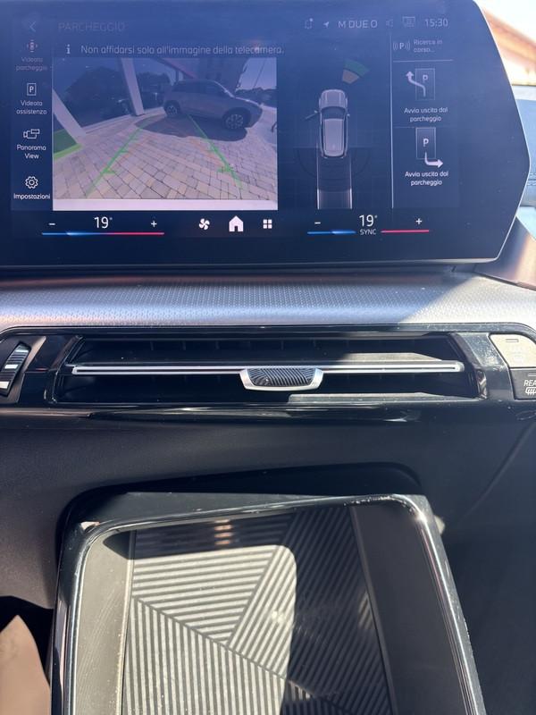BMW X1 sdrive18d auto LED-NAVI-PELLE-18"