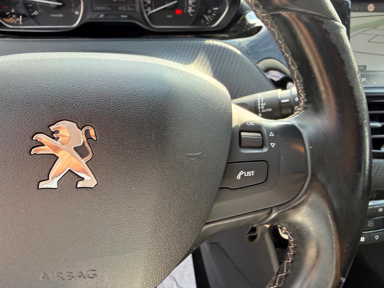 Peugeot 208 BlueHDi 75 5 porte Allure NEOPATENTATI