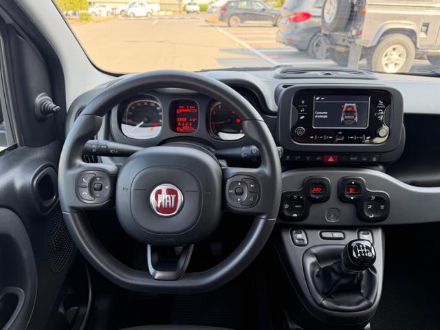 FIAT Panda 1.0 HYBRID CITY LIFE+CLIMATRONIC+SCHERMO+5POSTI
